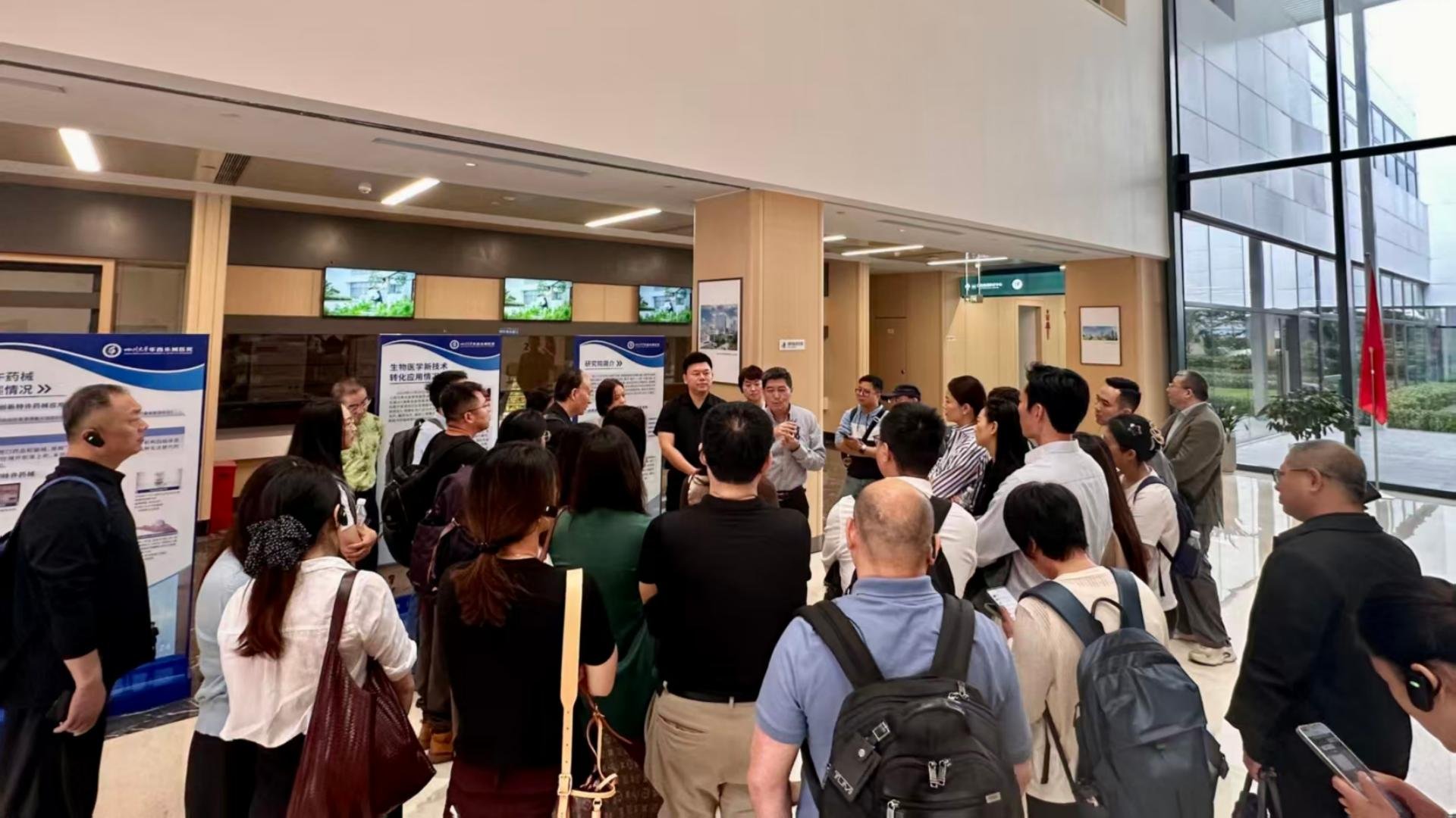 880878ef021e65e938af9c0471ca7380